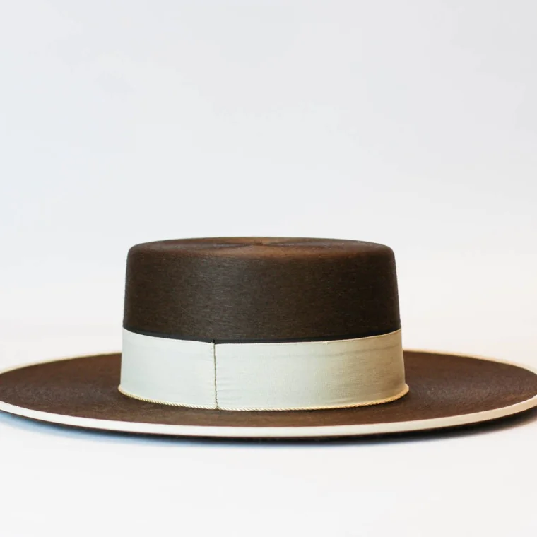 Sombrero Ala Ancha Superior Caoba