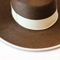 Sombrero Ala Ancha Superior Caoba