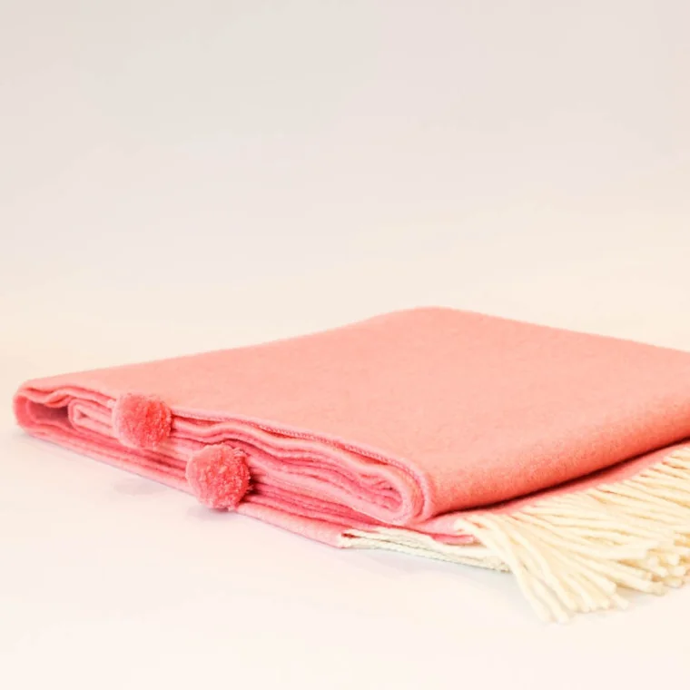 Poncho 100% Pura Lana Virgen de Grazalema Rosa