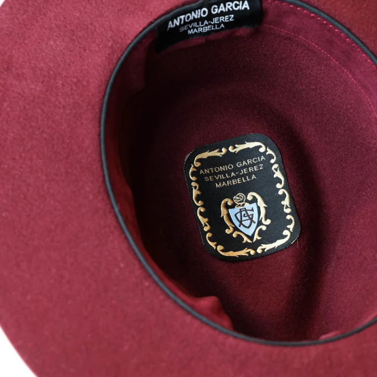 Mascota Velour Burdeos Guardapampa 2