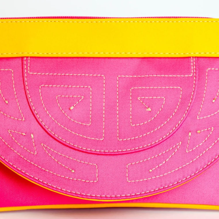 Cartera de Mano Capote 2