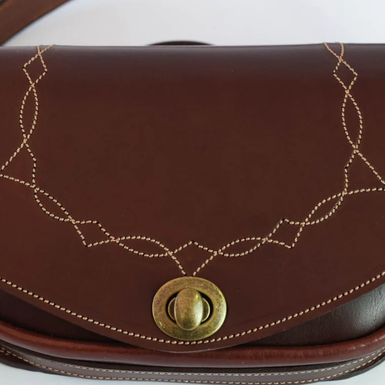 Bolso Marrón Bordado
