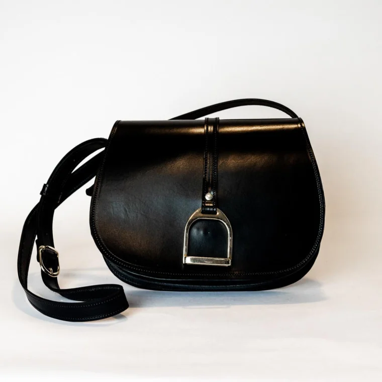 Bolso Estribo Negro