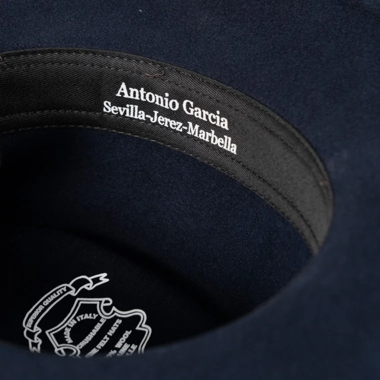 Sombrero Mascota Casual