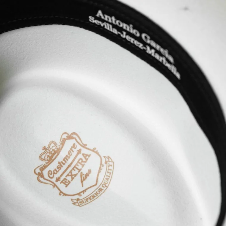 Sombrero Cashmere