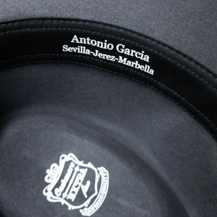 Sombrero Cashmere
