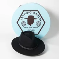 Sombrero Mascota Casual
