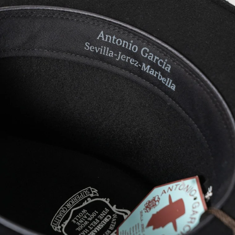 Sombrero Mascota Casual
