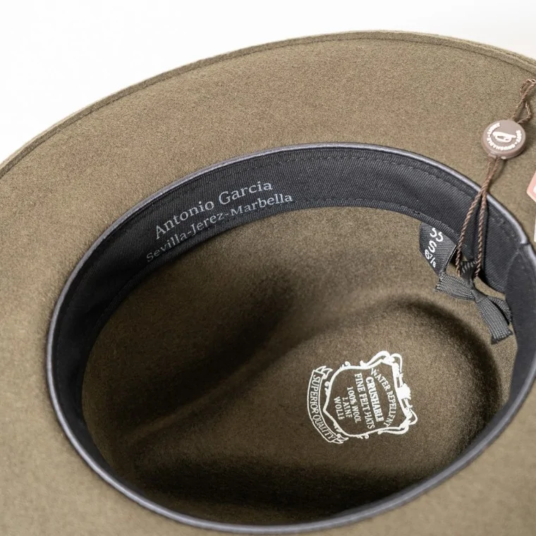 Sombrero Mascota Casual