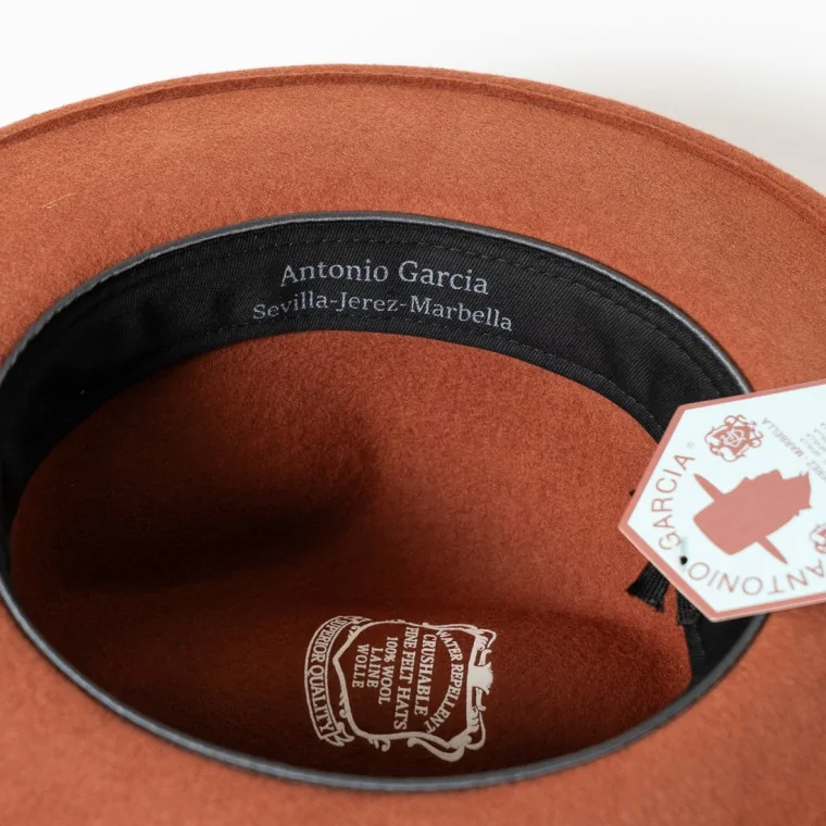 Sombrero Mascota Canal