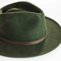 Sombrero Mascota Casual